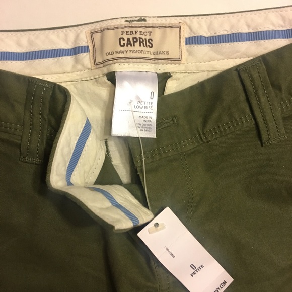 Old Navy Capri pants - Picture 2 of 2